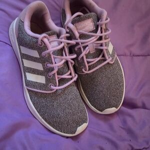 Purple/Gray ADIDAS CLOUDFOAMS Girls Sz6.5